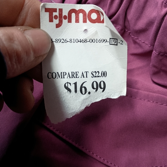 Brand new with tags! Unique Women's Ultra Light Cargo pant - Picture 4 of 12
